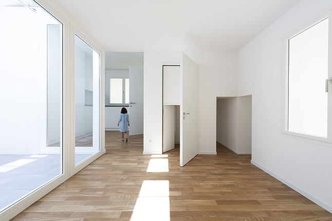 Installation view of “Svizzera 240: House Tour” at the Swiss Pavilion at the 16th International Architecture Exhibition - La Biennale di Venezia, Photo: Christian Beutler / KEYSTONE