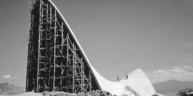 Open Chapel of Palmira under construction, designed by Félix Candela, Cuernavaca, Mexico, 1958. Photograph. Courtesy Archivo de Arquitectos Mexicanos, Facultad de Arquitectura, UNAM